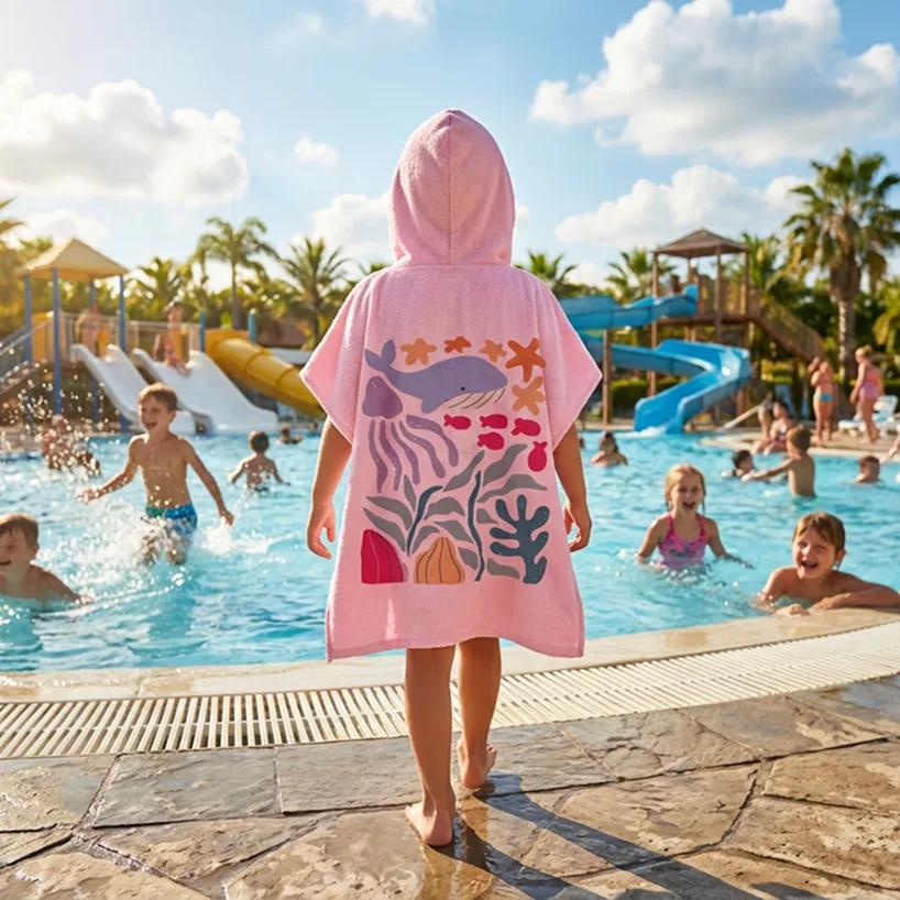 Salida de Baño Infantil con Gorro Rosa — Mar Abstracto | SKU: P06 — Toallas salida de baño
