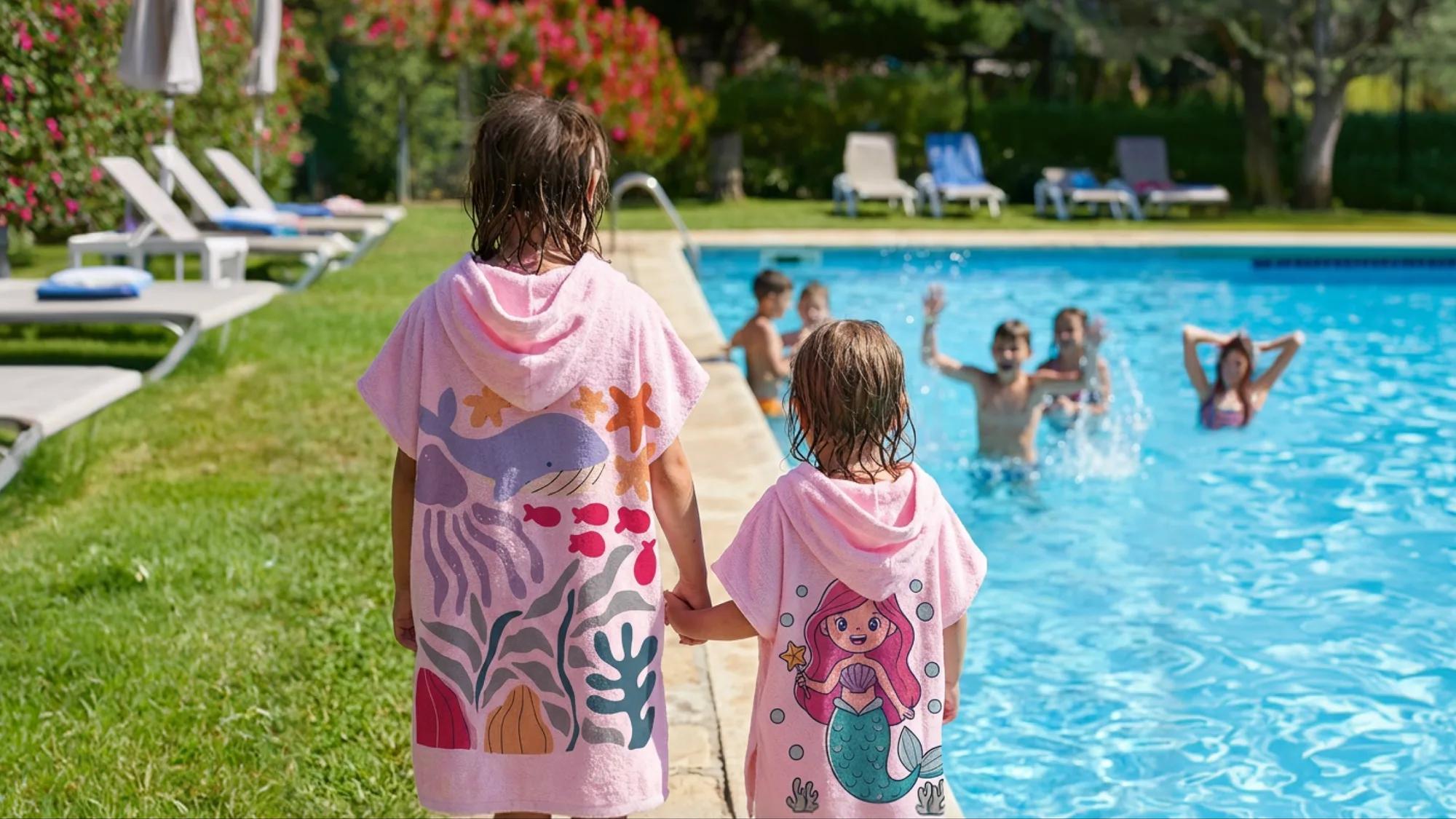 Salida de Baño Infantil con Gorro — Rosa — Toallas salida de baño